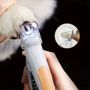 An LED pet nail clipper with a non-slip handle is suitable for easily and safely trimming the paws of dogs and cats, which provides convenience for the beauty of cat paws.